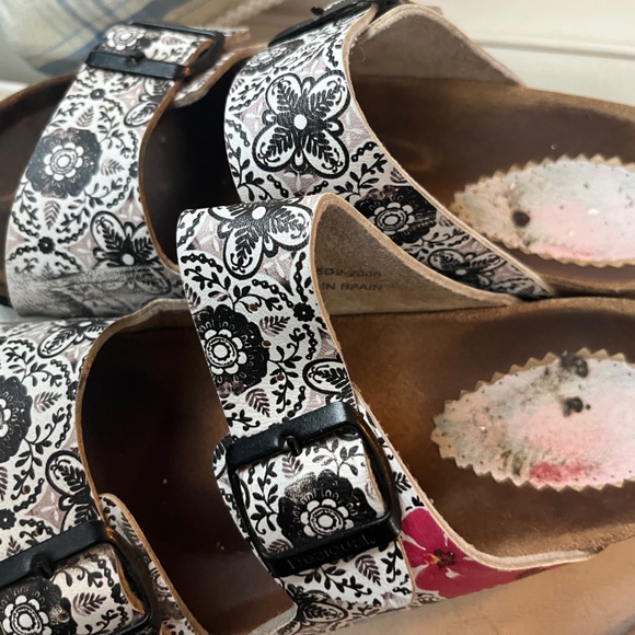 Desigual footbed sandals size 8 - Picture 9 of 11